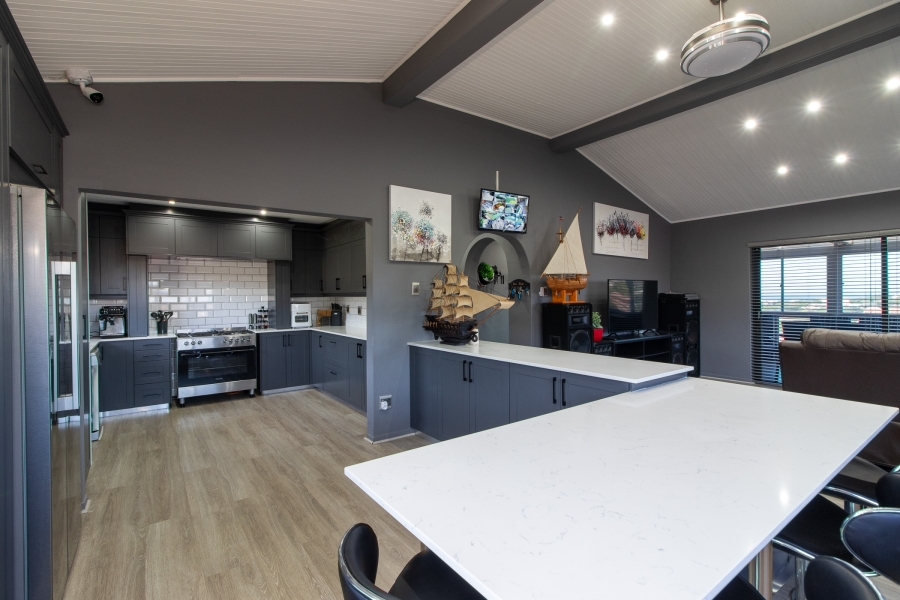 6 Bedroom Property for Sale in Forest Downs Eastern Cape